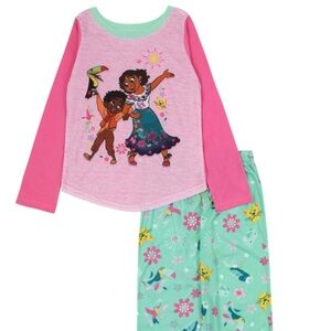 Disney Encanto Size8 Fun Time Together!